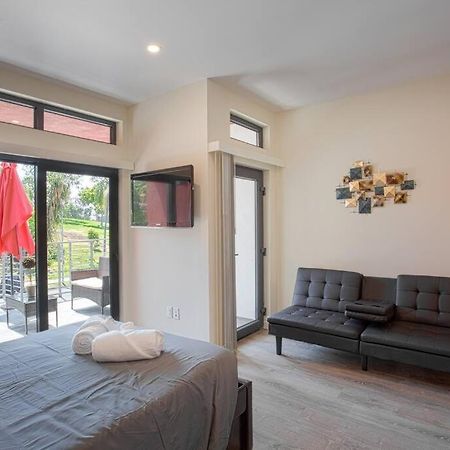 Cute Studio With Large Balcony And Great Park View ซานดิเอโก ภายนอก รูปภาพ